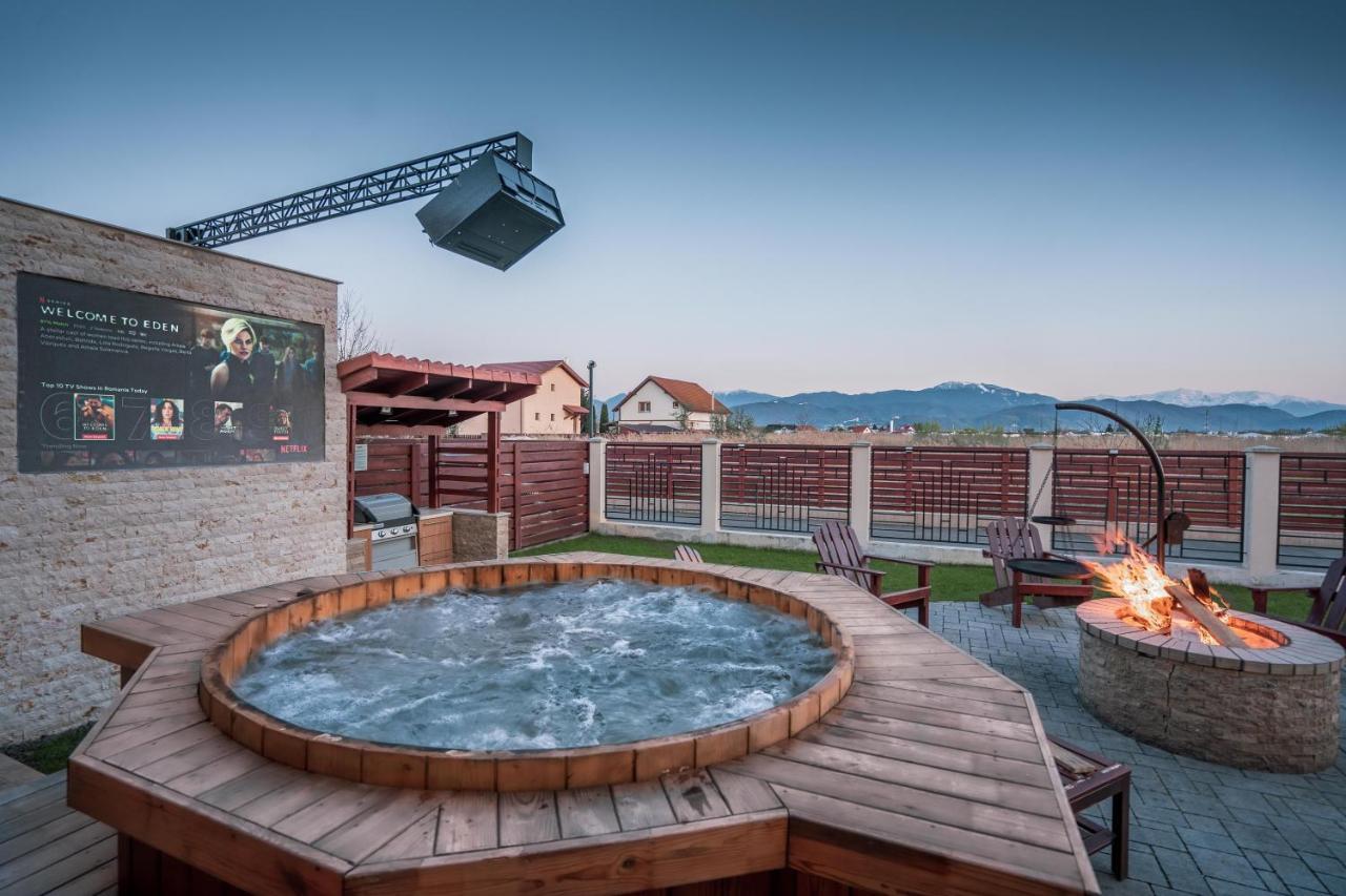 Roots Villa Redwood 브라쇼브 외부 사진